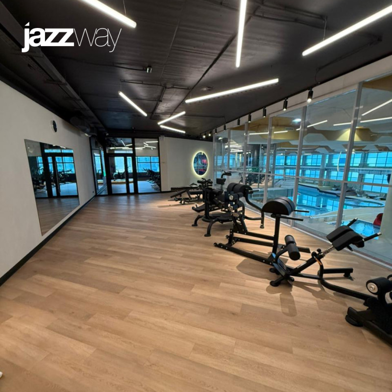 Fitness House на Крестовском: световая графика как архитектура пространства